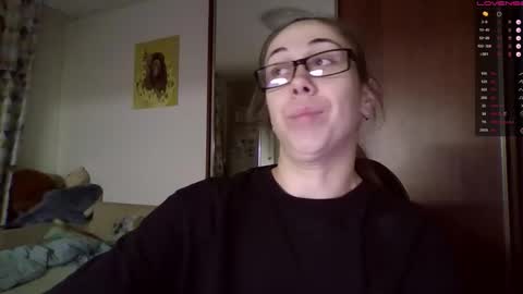 Snapshot of miranda_wish chatting on September 2025 05:16:02 PM MIRANDA online show from September 2025 05:16:02 PM