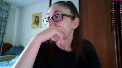 Snapshot of miranda_wish chatting on September 2025 05:23:01 AM MIRANDA online show from September 2025 05:23:01 AM