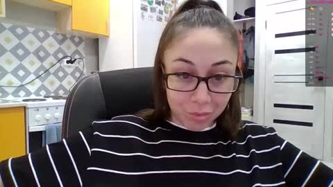 Snapshot of miranda_wish chatting on October 2025 03:24:02 PM MIRANDA online show from October 2025 03:24:02 PM