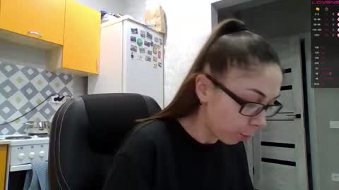 Snapshot of miranda_wish chatting on November 2025 09:06:02 AM MIRANDA online show from November 2025 09:06:02 AM