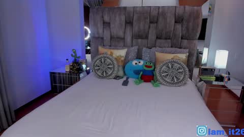 Miranda online show from February 2025 02:17:02 AM