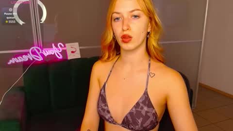 MirandaMayers online show from September 2025 11:44:01 AM