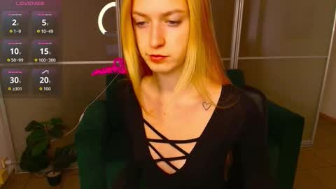 MirandaMayers online show from September 2025 12:10:02 PM