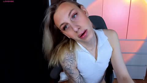 Snapshot of miraraid chatting on January 2025 01:23:01 AM miraraid online show from January 2025 01:23:01 AM