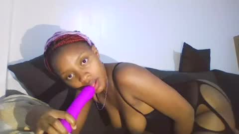 PeachySin online show from July 2026 04:05:02 PM