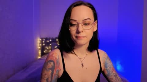 MiraSkyy online show from February 2026 09:30:01 PM