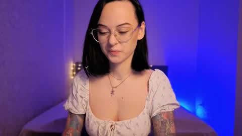 Snapshot of miraskyy chatting on March 2026 04:44:02 PM MiraSkyy online show from March 2026 04:44:02 PM