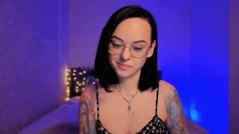 Snapshot of miraskyy chatting on March 2026 04:02:01 PM MiraSkyy online show from March 2026 04:02:01 PM