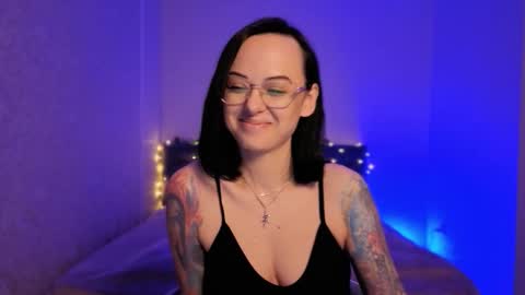 Snapshot of miraskyy chatting on March 2026 04:00:02 PM MiraSkyy online show from March 2026 04:00:02 PM