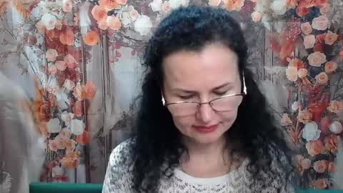 Miroslava Happi online show from April 2026 06:14:02 AM