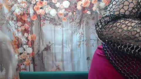 Miroslava Happi online show from May 2026 06:19:02 AM