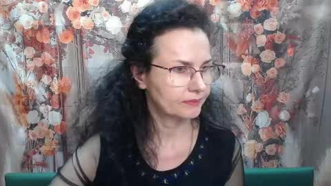 Miroslava Happi online show from May 2026 02:45:01 PM