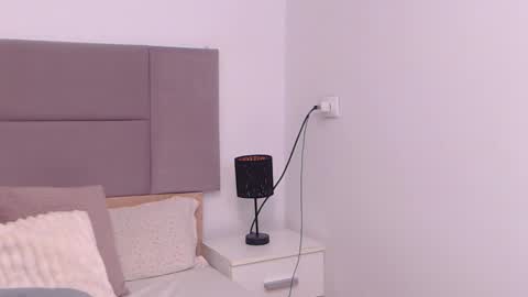 MiryamInes online show from December 2024 02:52:01 PM