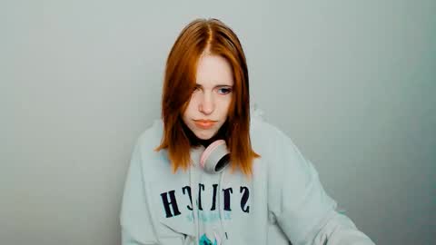 misaki_chan_ online show from September 2025 09:27:01 PM