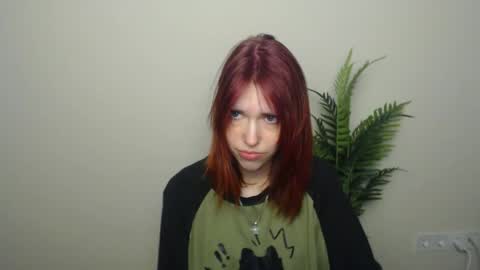 misaki_chan_ online show from May 2026 09:32:01 PM