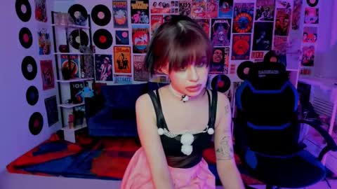 Misa online show from March 2025 12:54:02 AM