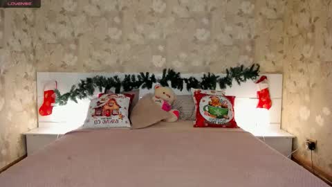 mishapallmer online show from December 2025 03:13:02 AM