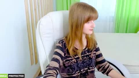 Alisa NONNUDE online show from May 2026 02:46:02 PM
