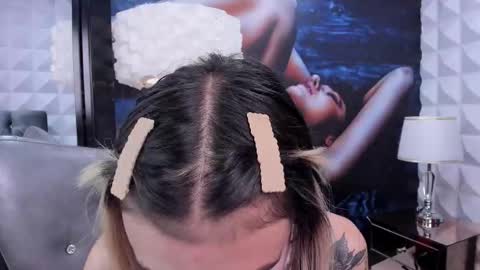 Snapshot of miss___angel chatting on September 2025 06:12:02 PM miss___angel online show from September 2025 06:12:02 PM