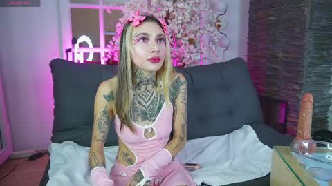 miss___angel online show from May 2026 11:17:02 AM