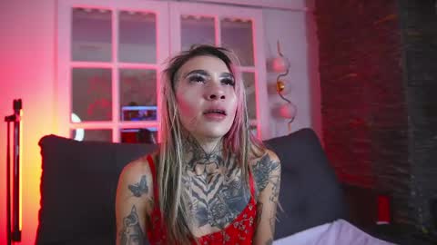 miss___angel online show from June 2026 11:01:01 AM