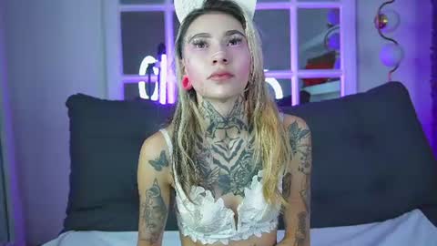 miss___angel online show from June 2026 11:03:02 AM