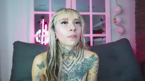 miss___angel online show from July 2026 10:07:02 AM