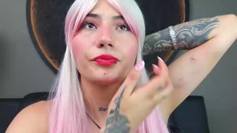 Charlotte online show from September 2025 06:13:02 PM