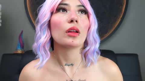 Charlotte online show from October 2025 06:10:01 PM