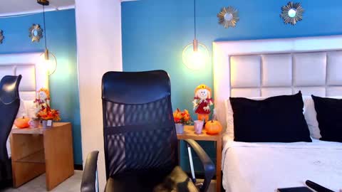 Snapshot of miss__ary_ chatting on October 2025 12:14:02 PM miss__ary_ online show from October 2025 12:14:02 PM