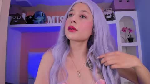 Snapshot of miss__lunna chatting on October 2025 11:00:02 AM Lunna online show from October 2025 11:00:02 AM