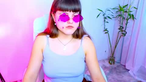 Snapshot of miss__poly chatting on February 2026 01:36:01 PM miss__poly online show from February 2026 01:36:01 PM