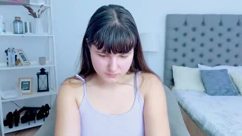 Snapshot of miss__poly chatting on February 2026 01:47:01 PM miss__poly online show from February 2026 01:47:01 PM