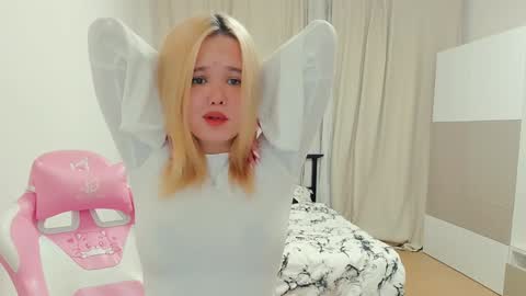 miss__selena online show from January 2025 10:44:02 PM