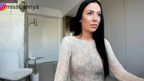 Snapshot of miss__tanya chatting on March 2025 08:43:01 AM Miss Tanya online show from March 2025 08:43:01 AM