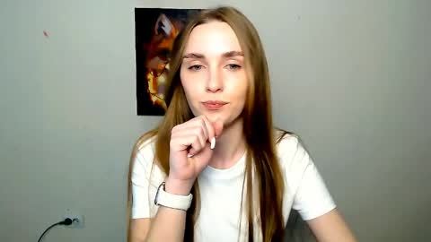 Angelina online show from May 2026 06:19:02 AM