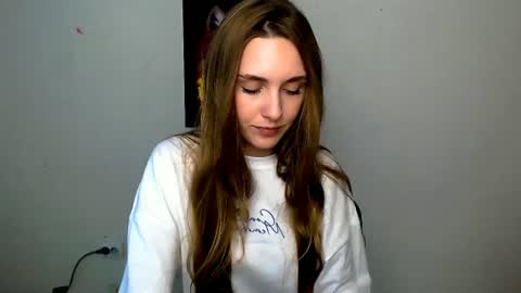 Angelina online show from June 2026 05:41:01 AM