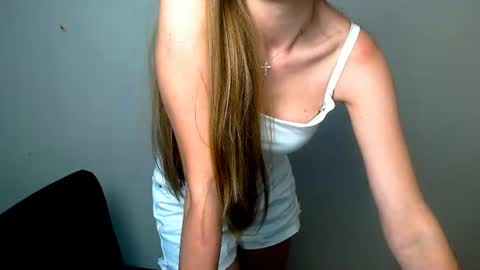 Angelina online show from July 2026 07:23:02 AM