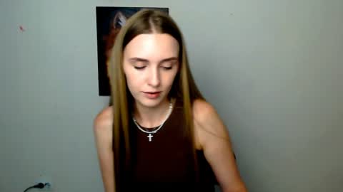 Angelina online show from July 2026 06:09:01 AM
