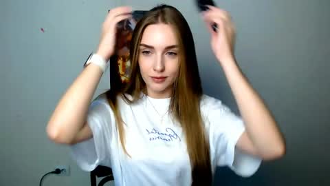 Angelina online show from July 2026 05:49:02 AM