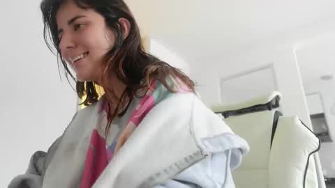 miss_ann_1 online show from May 2026 09:56:02 PM
