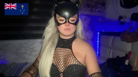 Snapshot of miss_antonette_xxx chatting on June 2026 09:19:01 PM Call me Miss Antonette online show from June 2026 09:19:01 PM