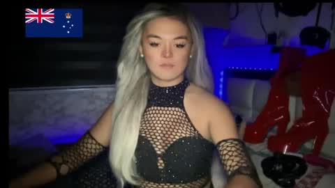Snapshot of miss_antonette_xxx chatting on July 2026 10:11:01 PM Call me Miss Antonette online show from July 2026 10:11:01 PM