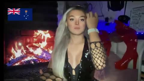 Snapshot of miss_antonette_xxx chatting on July 2026 02:28:01 AM Call me Miss Antonette online show from July 2026 02:28:01 AM