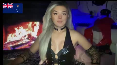 Snapshot of miss_antonette_xxx chatting on July 2026 12:06:02 AM Call me Miss Antonette online show from July 2026 12:06:02 AM