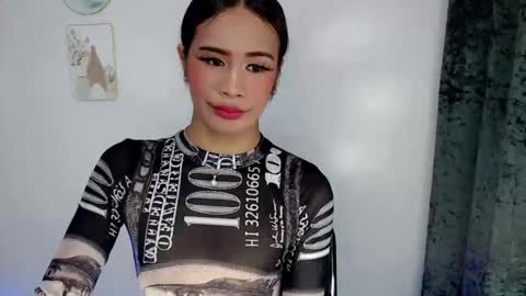 AZUMI online show from March 2026 02:02:02 PM