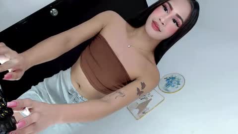 AZUMI online show from May 2026 02:44:02 PM
