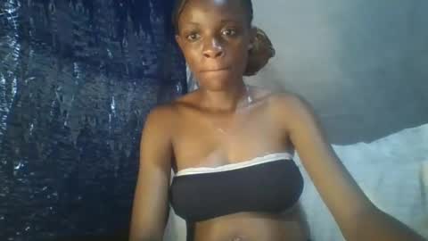 Snapshot of miss_belllo chatting on February 2025 05:14:02 AM miss_belllo online show from February 2025 05:14:02 AM