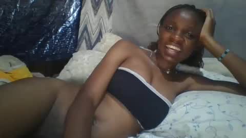 Snapshot of miss_belllo chatting on February 2025 08:19:02 AM miss_belllo online show from February 2025 08:19:02 AM