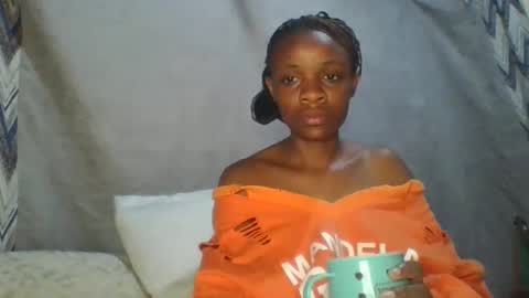 Snapshot of miss_belllo chatting on February 2025 04:51:02 AM miss_belllo online show from February 2025 04:51:02 AM